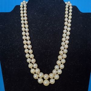 Pearl Necklace w/ Wht Gold Clasp 16" 1960s Vintage